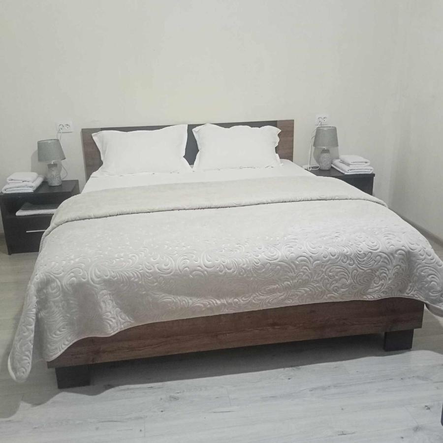 Mesxta Hotel Nakalakevi Buitenkant foto