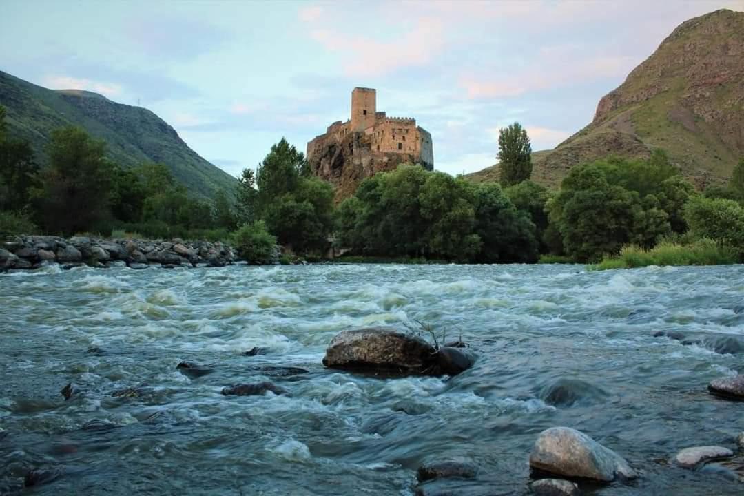 Mesxta Hotel Nakalakevi Buitenkant foto